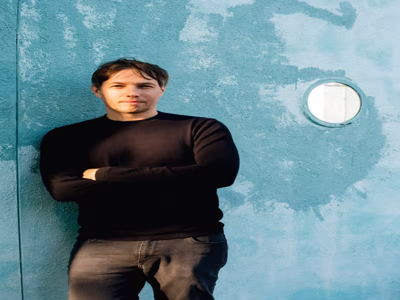 ACADEMY AWARD-WINNING DIRECTOR SEAN BAKER JOINS SELF-PORTRAIT'S RESIDENCY TO PREMIERE SHORT FILM 'SANDIWARA'